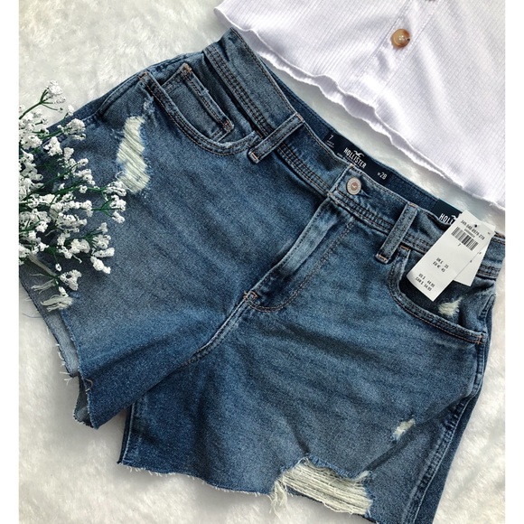NWT Hollister High-Rise Shorts - Picture 2 of 4